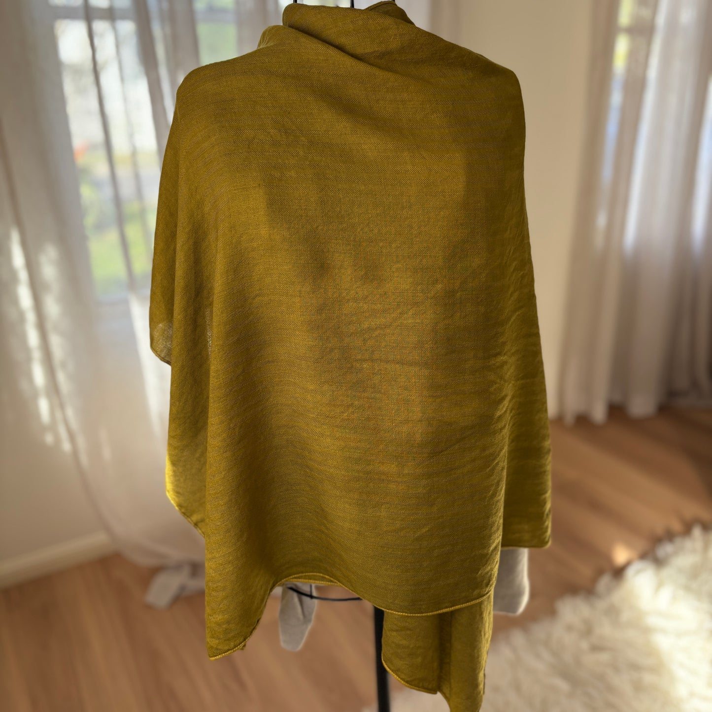 Botanical dye kit with fine wool & silk shawl and 4 colour choices
